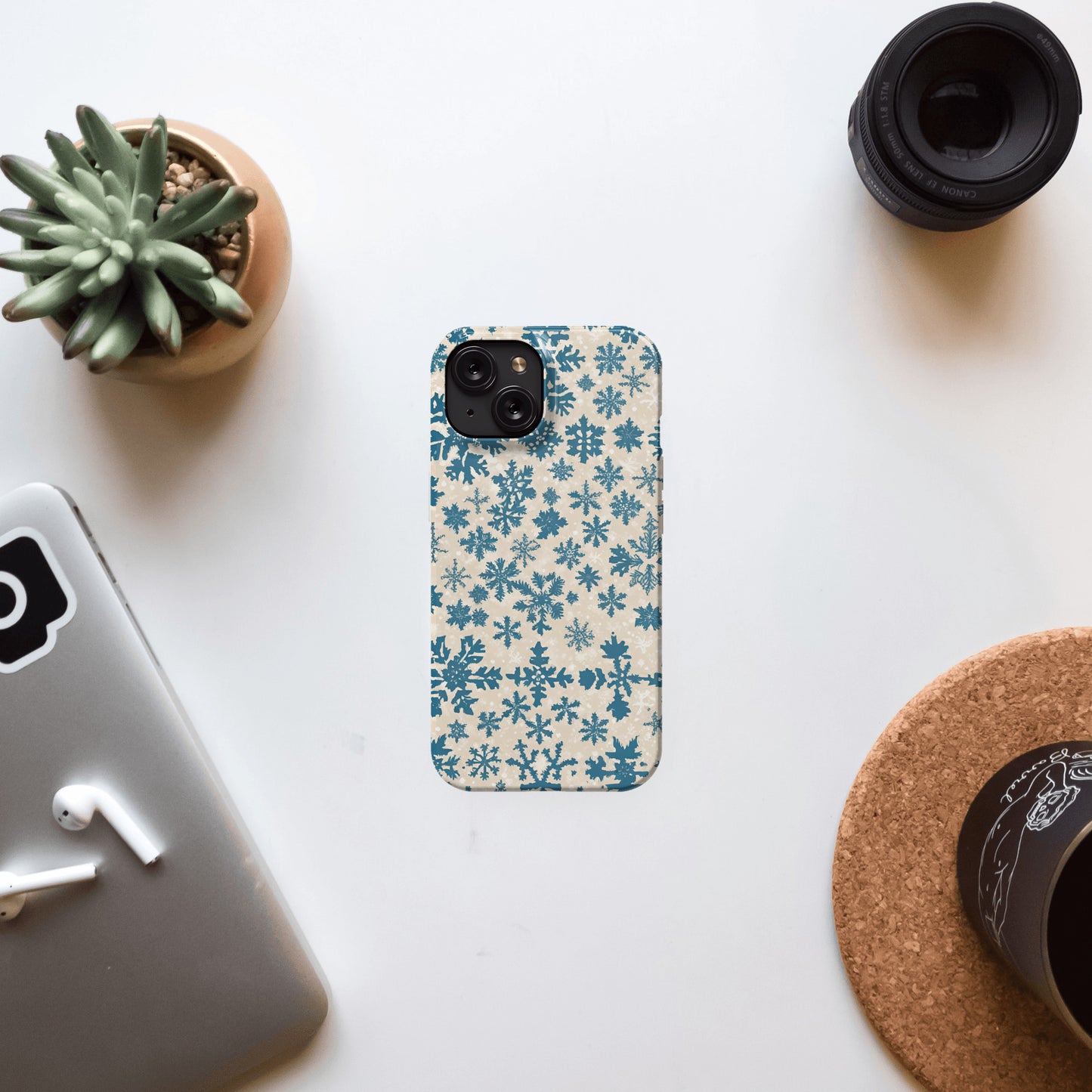 iPhone 15 slim case, snowflakes